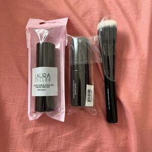 Unused Laura Geller Brush Set